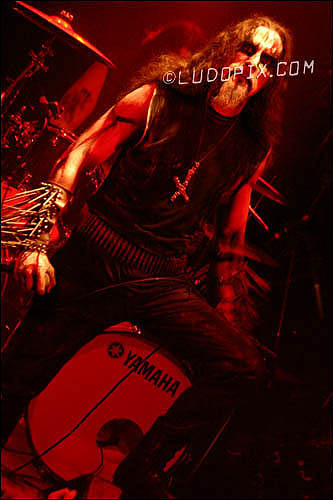 http://ludopix.metal-impact.com/musicpix/gorgoroth/27-03-05/gorgoroth_laloco27-03-05_12.jpg